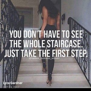 Meet your Posher, April